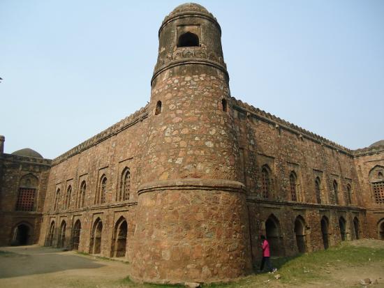 Moschea Khirki Masjid